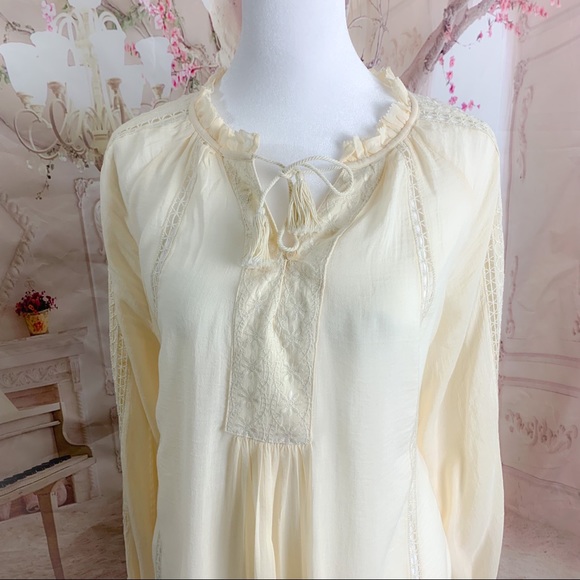 NEW Spell & Gypsy Collective Love Me Not Tunic Dress in Cream - Picture 5 of 15